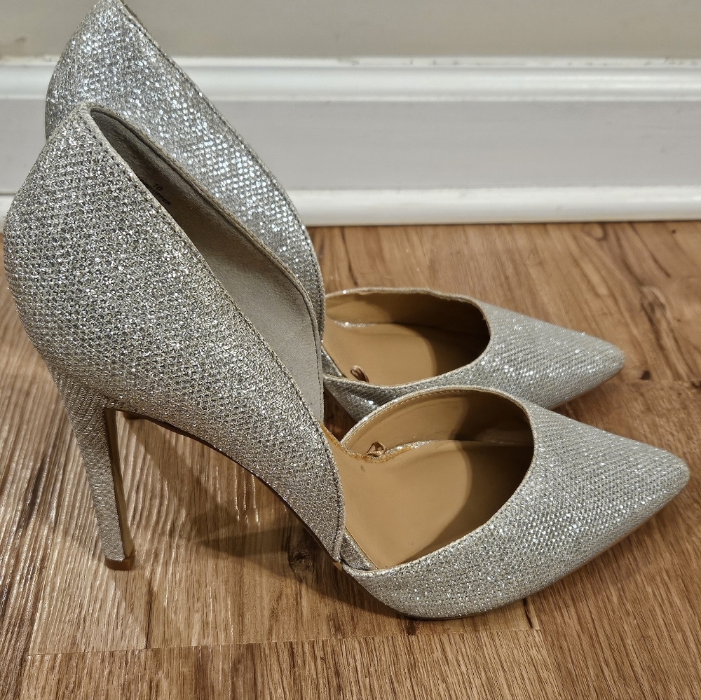 🎁Express Silver Heels Sz 10